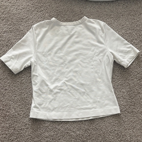 Adrienne Vittadini Classic White Short Sleeve Tee - Picture 3 of 3